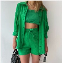 Ensemble décontracté et tendance grande taille.